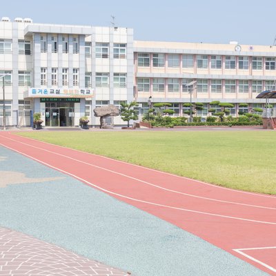 북국민학교 전경