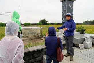 Baekjoilsonjiji Cemetery (Graveyard of the 100 Ancestors) in Sangmo-ri, Daejeong-eup