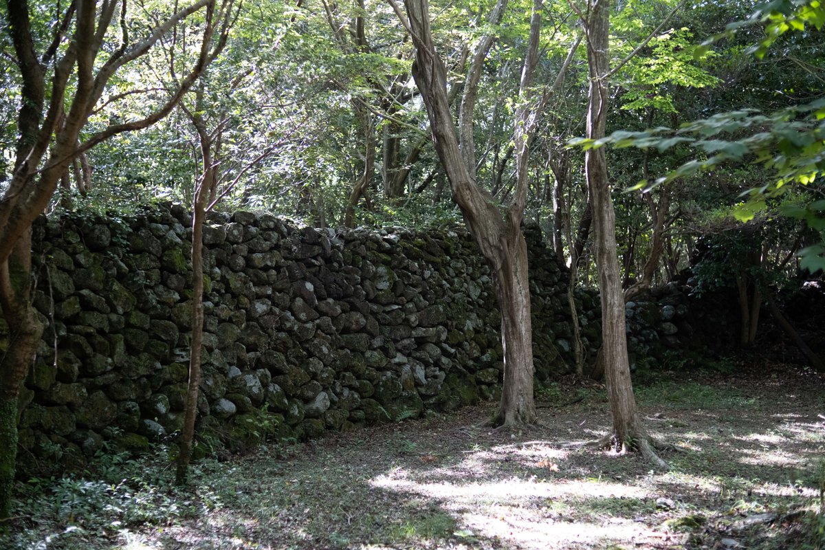 보존 상태가 양호한 시오름 주둔소 성벽 모습. (2021년 8월 31일 촬영)